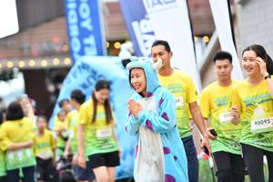 BIB: 900, 90095
                            <button type="button" onclick="openModal(21897774)" class="btn btn-primary btn-sm float-right btn-popup" data-toggle="modal" data-target=".modal-high-quality">
                        <i class="fas fa-shopping-cart"></i> Add to Cart
                    </button>
                                            <button type="button" onclick="isThisMe(21897774, true)" class="btn btn-success btn-sm float-right btn-popup btn-isme hidden" data-toggle="tooltip" data-placement="bottom" title="นี่คือรูปของคุณใช่ไหม คลิกที่นี่เพื่อเอาเข้าอัลบั้ม">
                        <i class="fas fa-plus"></i> Add to album
                    </button>
                    <button type="button" onclick="isThisMe(21897774, false)" class="btn btn-warning btn-sm float-right btn-popup btn-isnotme hidden">
                        <i class="fas fa-ban"></i> Remove from album
                    </button>